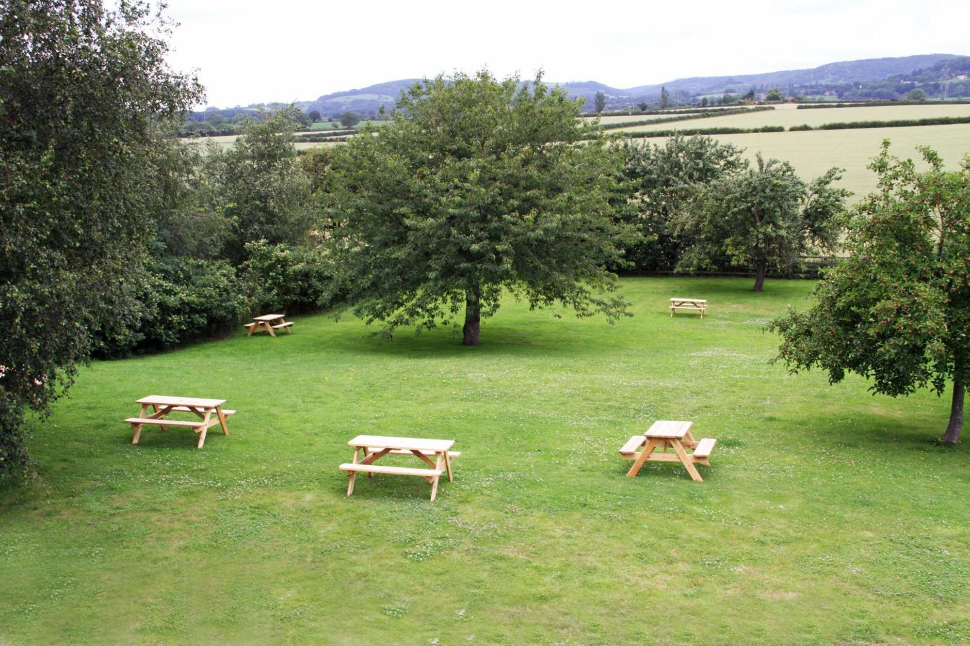 Oyo White Horse Lodge Hotel, East Thirsk Bagby Екстериор снимка