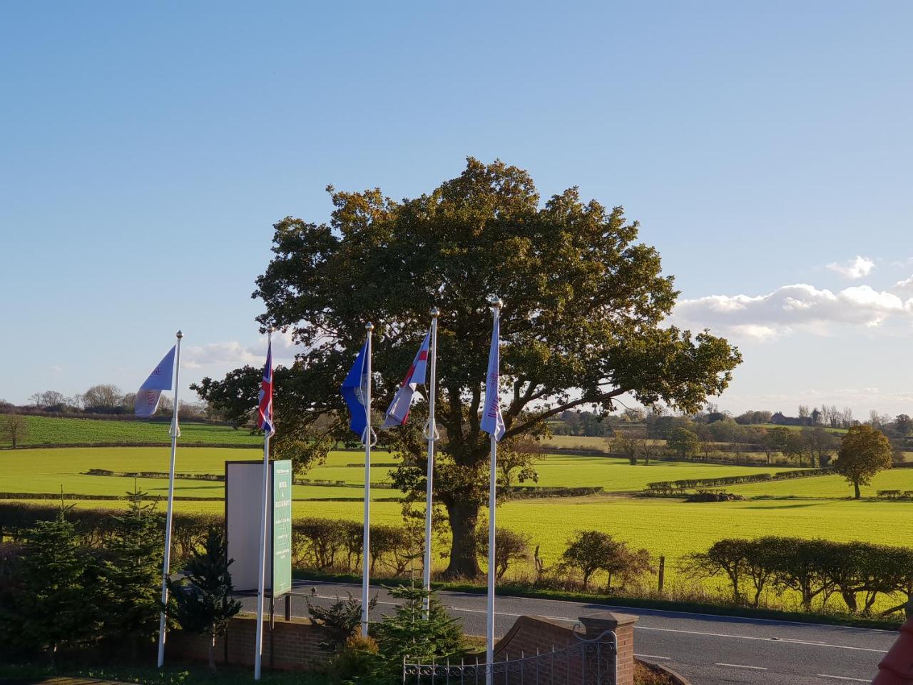 Oyo White Horse Lodge Hotel, East Thirsk Bagby Екстериор снимка